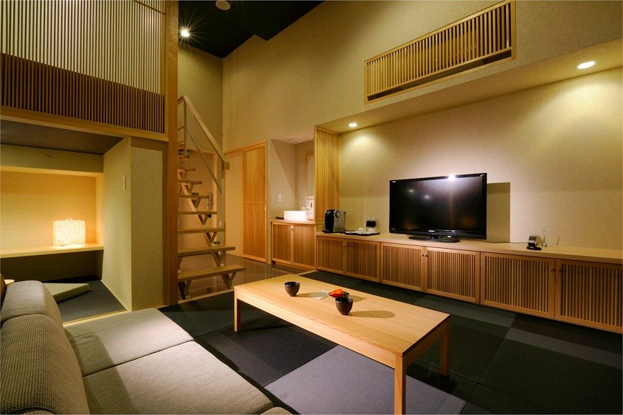 Zen suite room